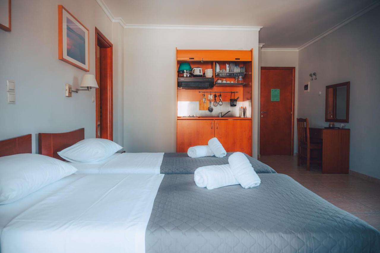 Dionysos Rooms Olympiakí Aktí 외부 사진